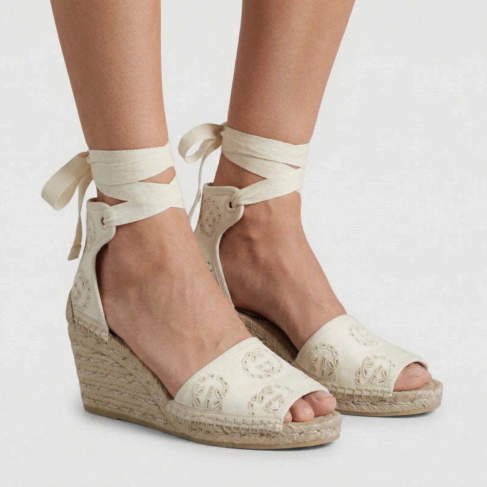 Gucci GG Damita Espadrille Wedge Sandal Eyelet Beige Canvas EU 36.5 US 6.5 - Picture 2 of 15